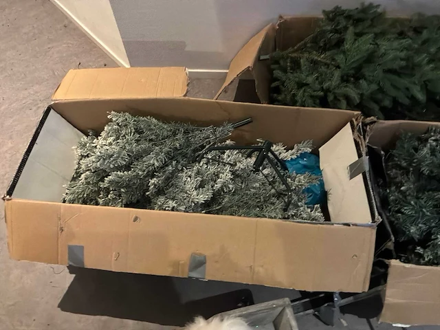 Kunstkerstbomen en kerstdecoratie - afbeelding 9 van  12