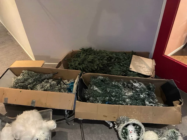 Kunstkerstbomen en kerstdecoratie - afbeelding 5 van  12
