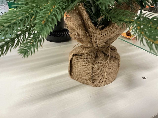 Kunstkerstboom met verlichting - afbeelding 5 van  6
