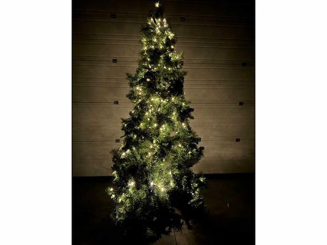 Kunstkerstboom - afbeelding 6 van  8