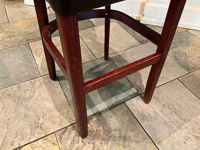 Kunstlederen barstoelen (16x) - afbeelding 6 van  8