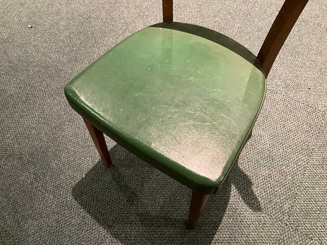 Kunstlederen caféstoelen (13x) - afbeelding 5 van  6