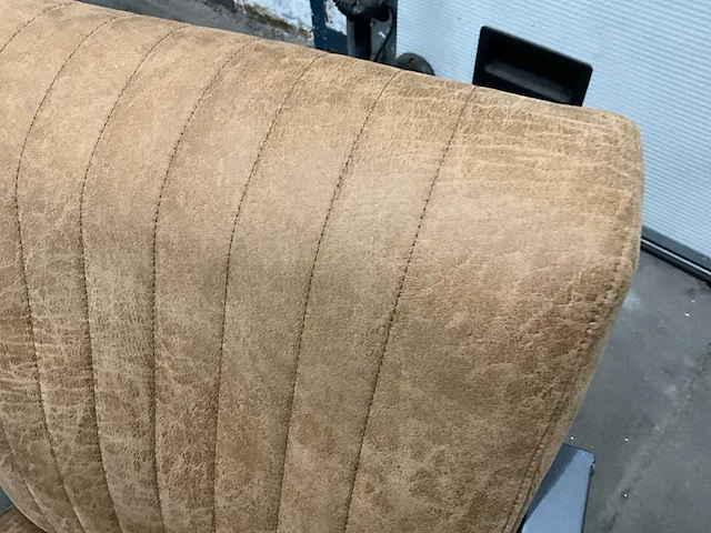 Kunstlederen fauteuils - afbeelding 6 van  6