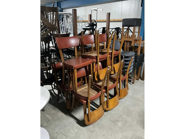 Kunstlederen restaurantstoelen (17x) - afbeelding 7 van  7