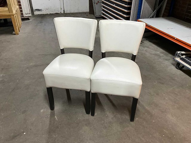 Kunstlederen restaurantstoelen (2x) - afbeelding 5 van  5
