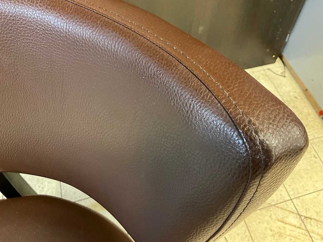 Kunstlederen restaurantstoelen (4x) - afbeelding 4 van  5