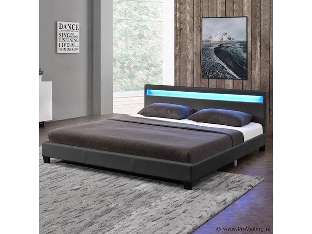 Kunstleren bed paris 140x200cm - afbeelding 3 van  10