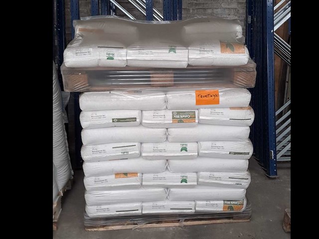 Kunstmest mix npk 22-5-5 + 6mgo + 17so3 gewasbescherming en -bemesting - afbeelding 1 van  1