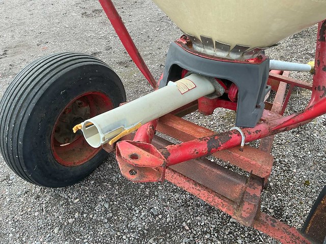 Kunstmeststrooier 800l - afbeelding 5 van  19