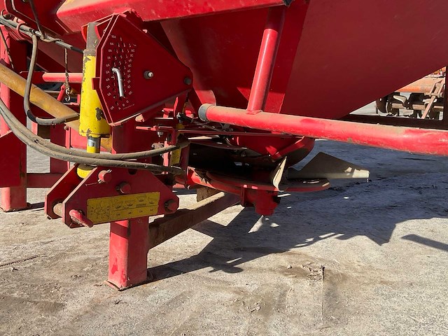 Kunstmeststrooier - afbeelding 2 van  10