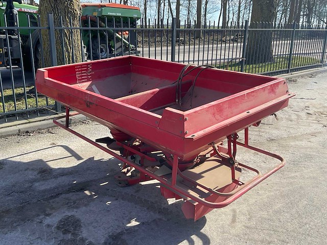 Kunstmeststrooier - afbeelding 3 van  10