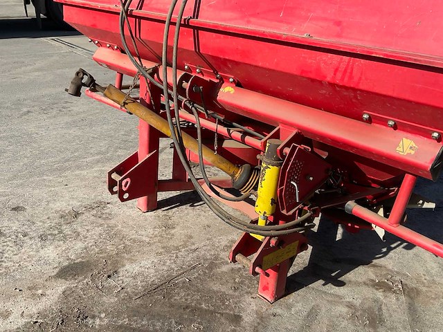 Kunstmeststrooier - afbeelding 7 van  10