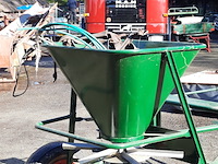 Kunstmeststrooier - afbeelding 8 van  11