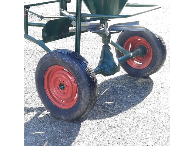 Kunstmeststrooier - afbeelding 11 van  11