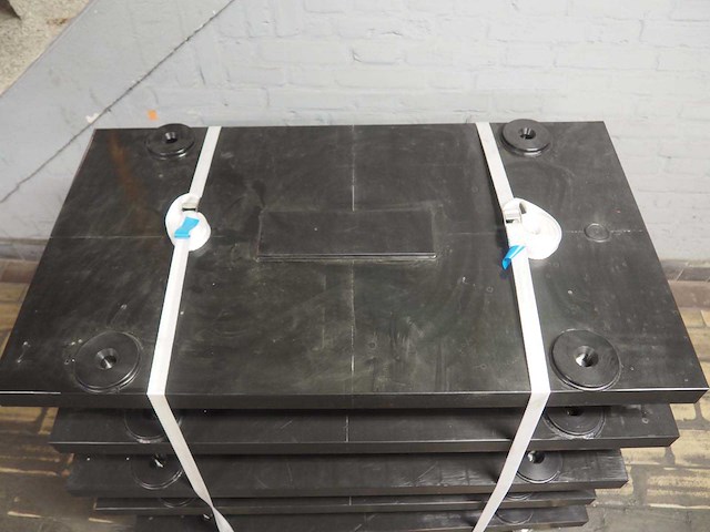 Kunstof hondje 105x60x18cm (5x) - afbeelding 5 van  5