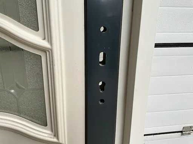 Kunstof kozijn met deur - afbeelding 5 van  6