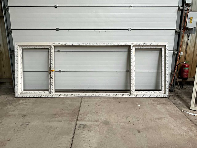 Kunstof kozijn - afbeelding 1 van  2