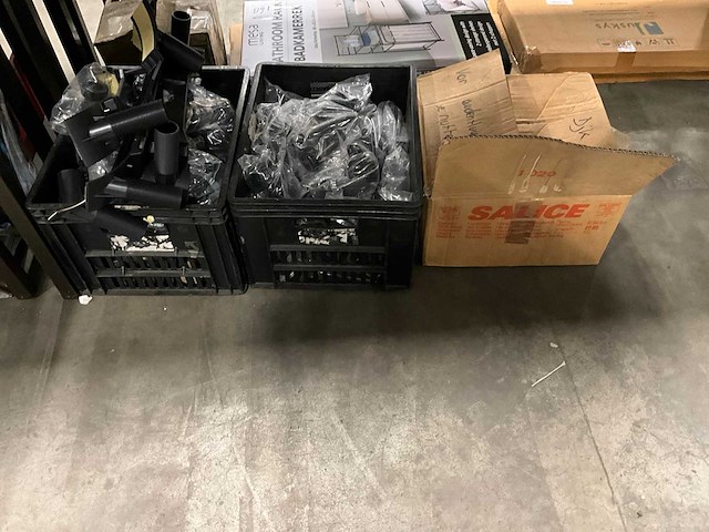 Kunstof partij poten en stelvoeten - afbeelding 1 van  4