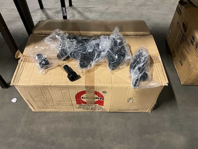 Kunstof partij stelpoten - afbeelding 1 van  4