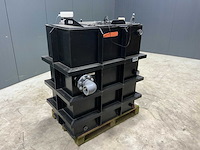 Kunstof watertank - afbeelding 1 van  2