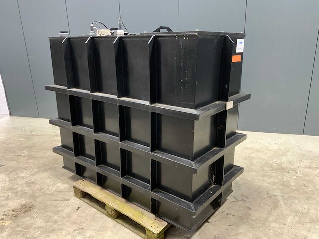 Kunstof watertank - afbeelding 2 van  4