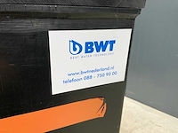 Kunstof watertank - afbeelding 4 van  4