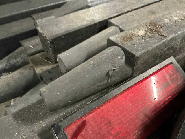 Kunstofpaal met reflector (250x) - afbeelding 3 van  3