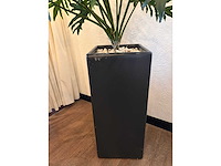 Kunstplant in pot met zuil (2x) - afbeelding 2 van  3