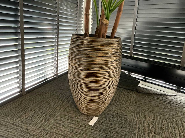 Kunstplant in pot - afbeelding 4 van  5