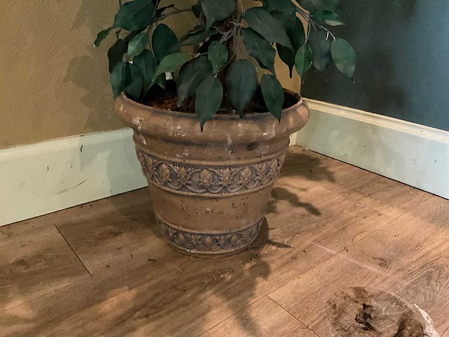Kunstplant in pot - afbeelding 5 van  5