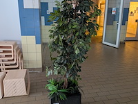 Kunstplant in pot - afbeelding 2 van  5