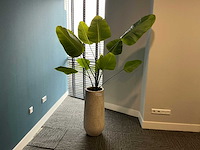 Kunstplant in pot - afbeelding 1 van  5