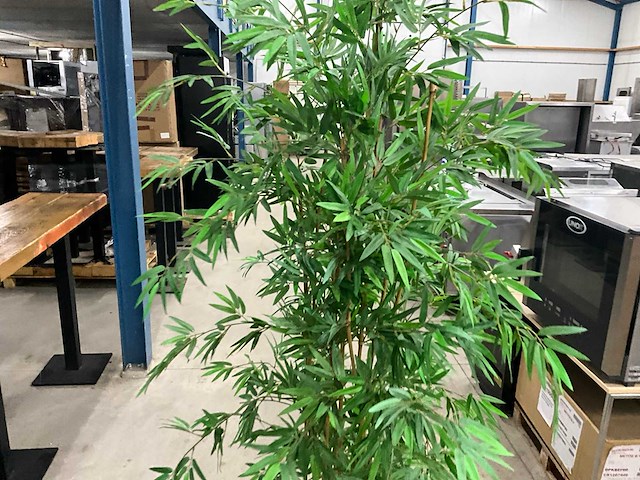 Kunstplant in pot - afbeelding 3 van  5