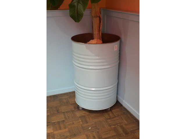 Kunstplant in verrijdbare drum (2x) - afbeelding 1 van  8