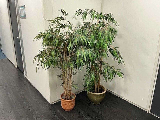 Kunstplant met pot (2x) - afbeelding 1 van  3