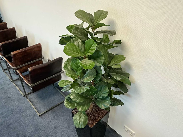 Kunstplant met pot (2x) - afbeelding 2 van  3
