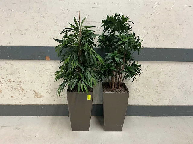 Kunstplant met pot (2x) - afbeelding 2 van  3