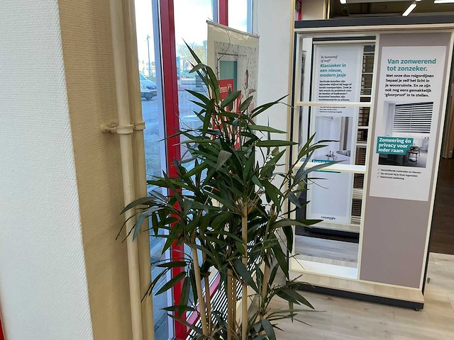 Kunstplant met pot (3x) - afbeelding 7 van  7