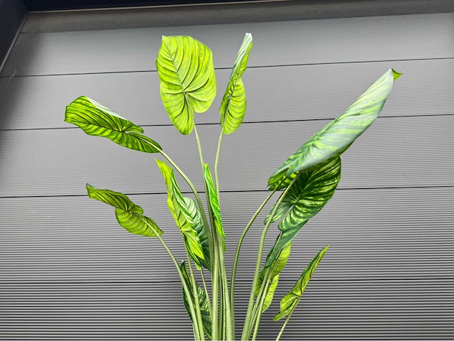 Kunstplant met pot - afbeelding 5 van  10