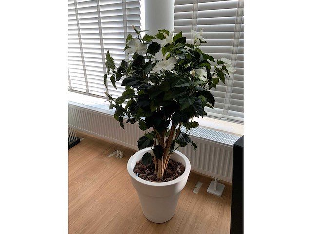 Kunstplant met pot - afbeelding 5 van  5