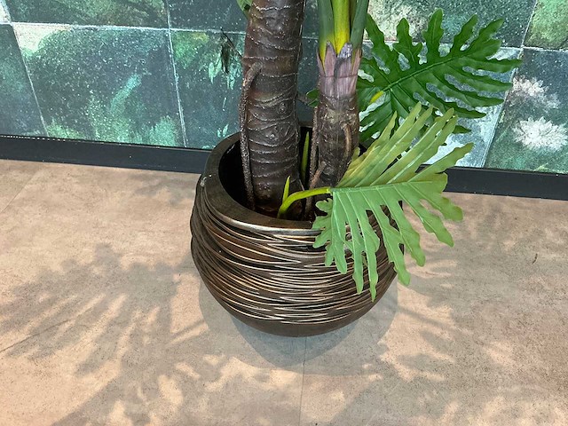 Kunstplant met pot - afbeelding 3 van  3