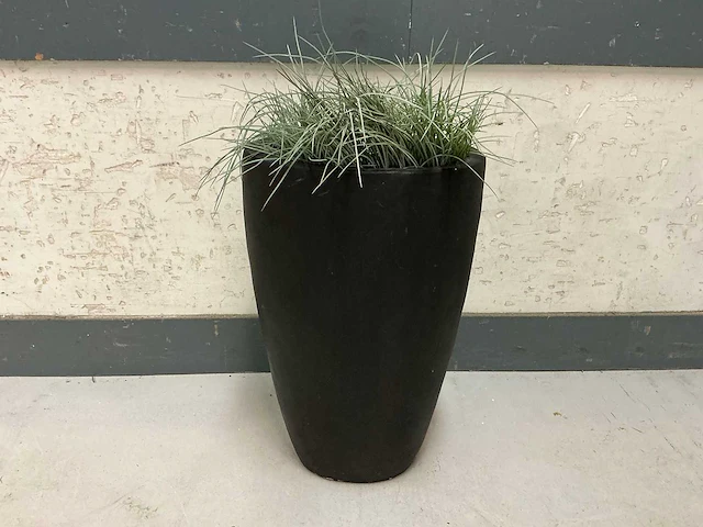 Kunstplant met pot - afbeelding 1 van  3