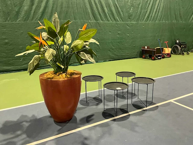 Kunstplant met pot - afbeelding 1 van  5
