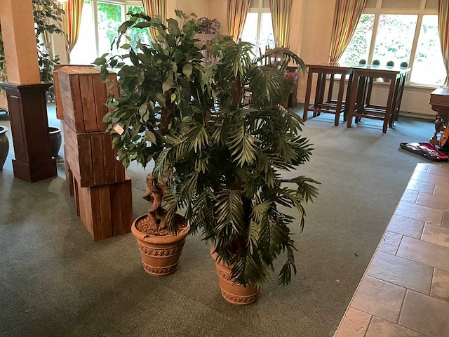 Kunstplanten in pot (2x) - afbeelding 1 van  3