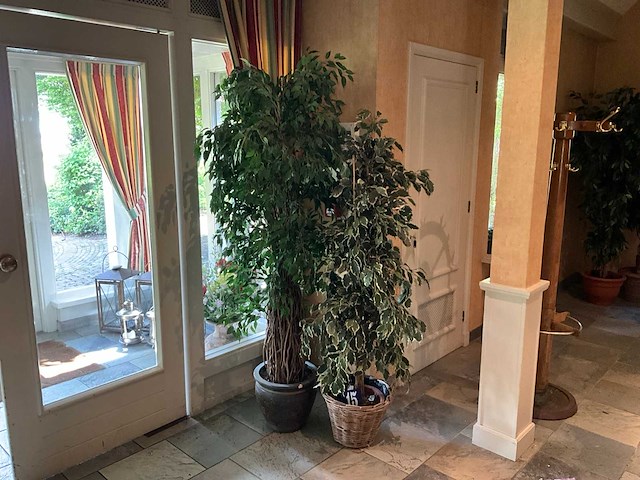 Kunstplanten in pot (2x) - afbeelding 1 van  7