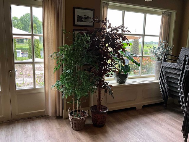 Kunstplanten in pot (2x) - afbeelding 1 van  6