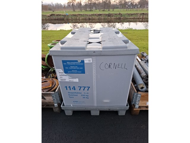 Kunststof accubak met inhoud - afbeelding 1 van  6