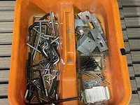 Kunststof bak incl. bevestigingsmaterialen - afbeelding 2 van  2