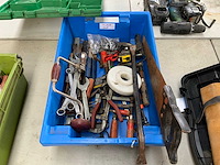 Kunststof bak met handgereedschap - afbeelding 1 van  1