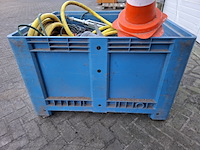 Kunststof bak met inhoud - afbeelding 2 van  6